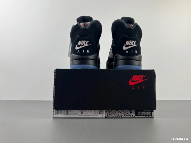 5 Air HF3975-001 Reimagined Metallic Black Jordan 0804